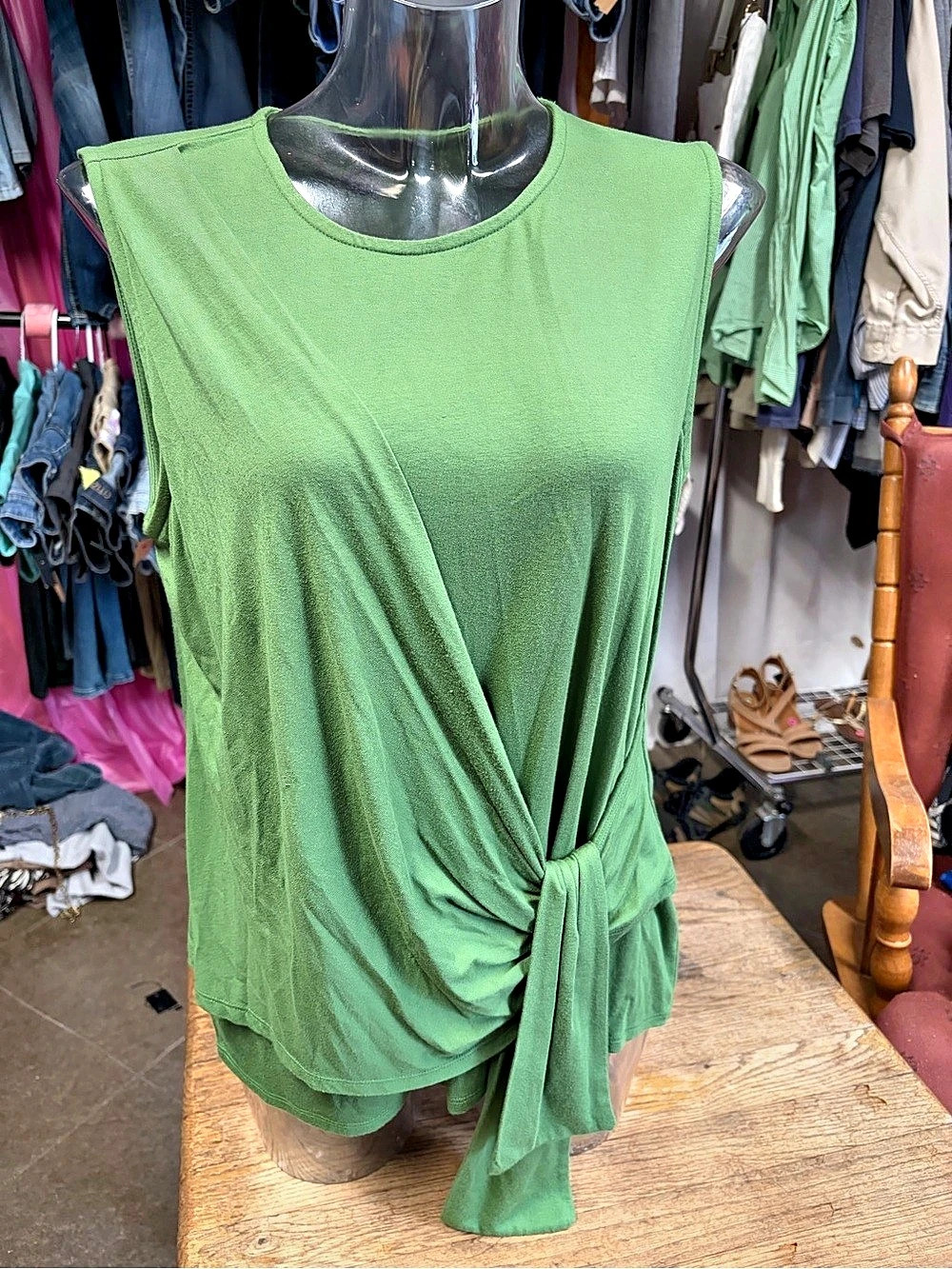 Karen Kane Sleeveless Knot Front Top in Green XL Like New